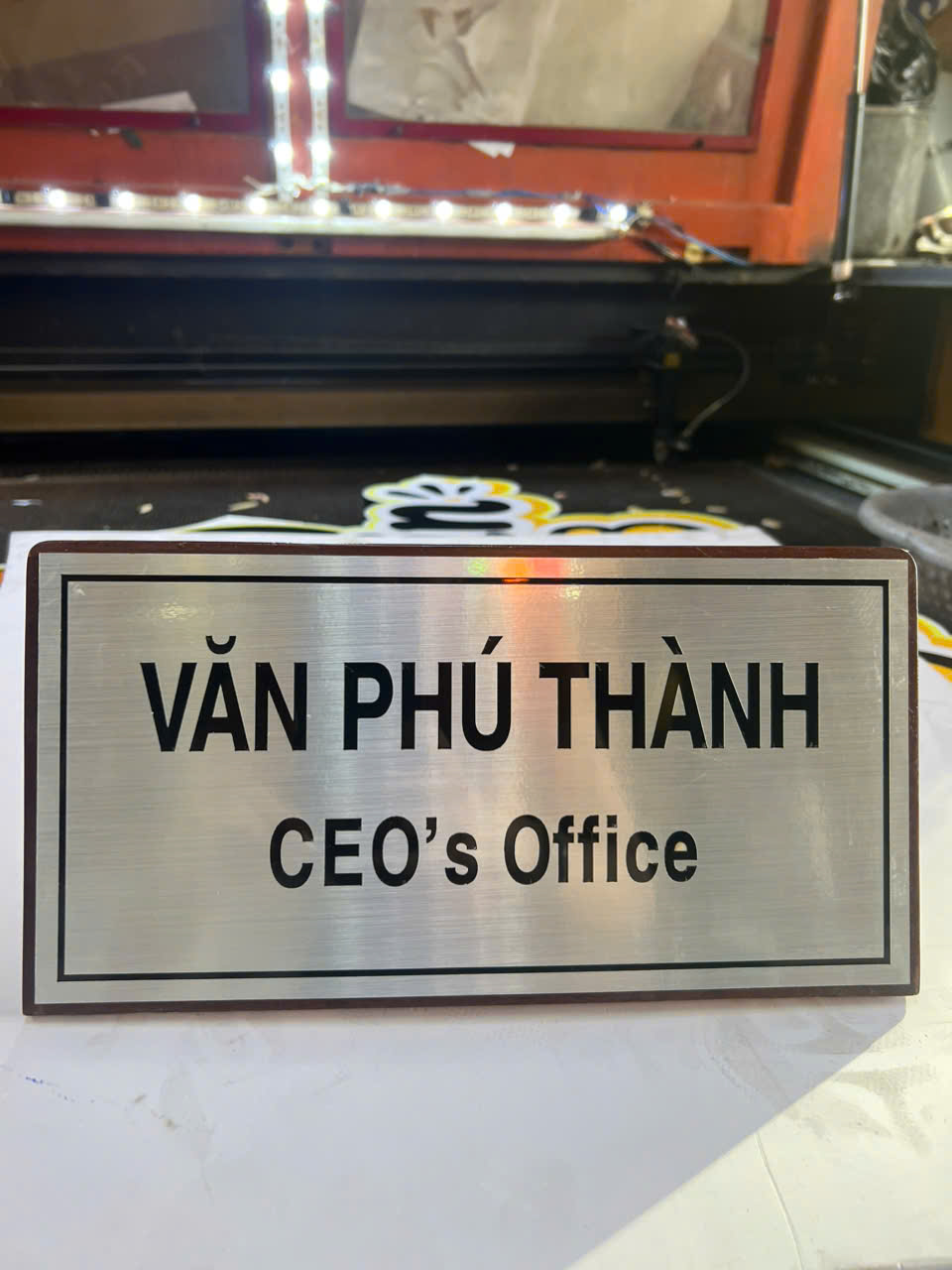 Bảng tên alu đẹp